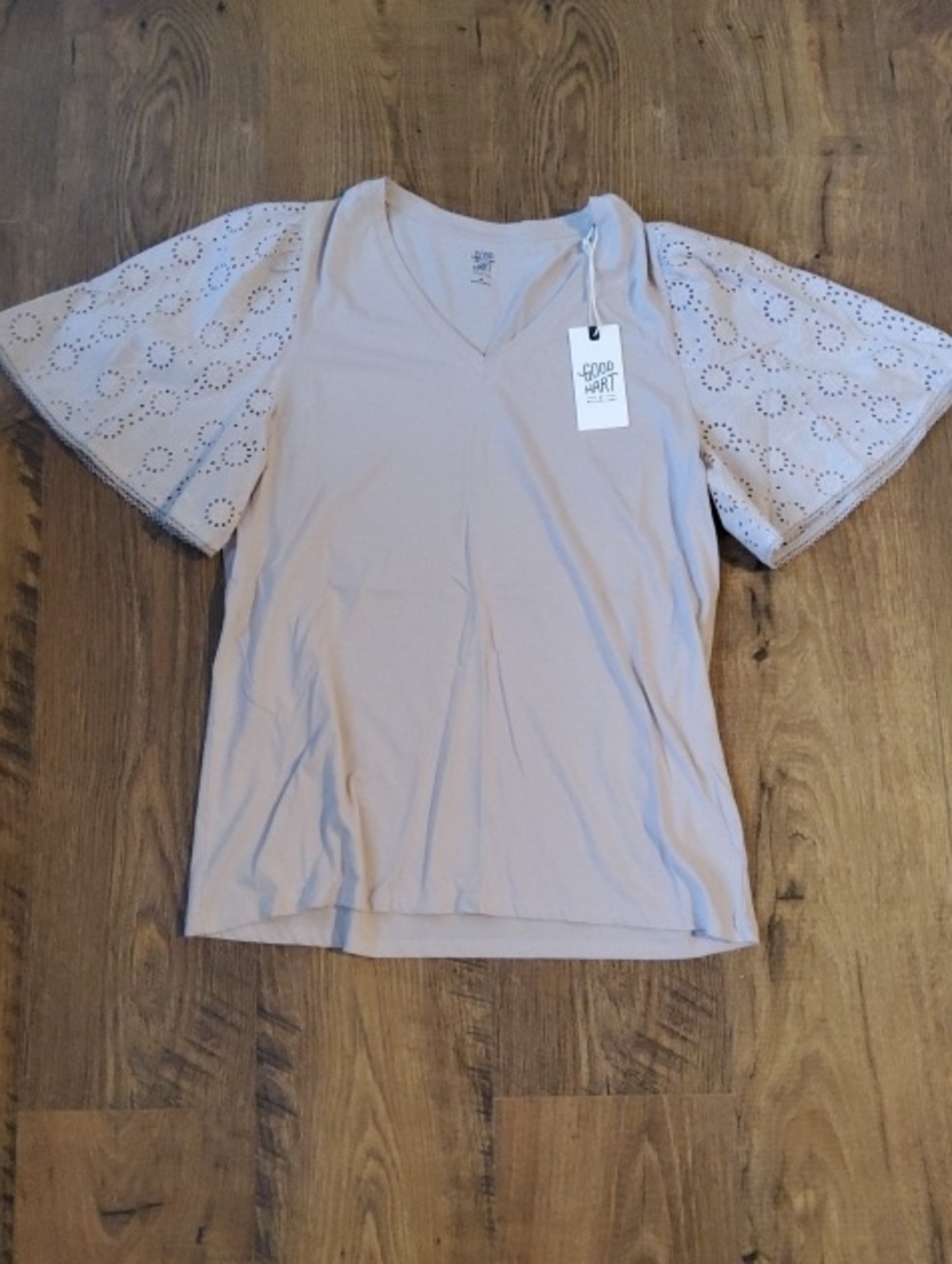 Matilda Jane Good Hart Blush Eyelet Flutter Sleeve V-Neck Top NWT Medium